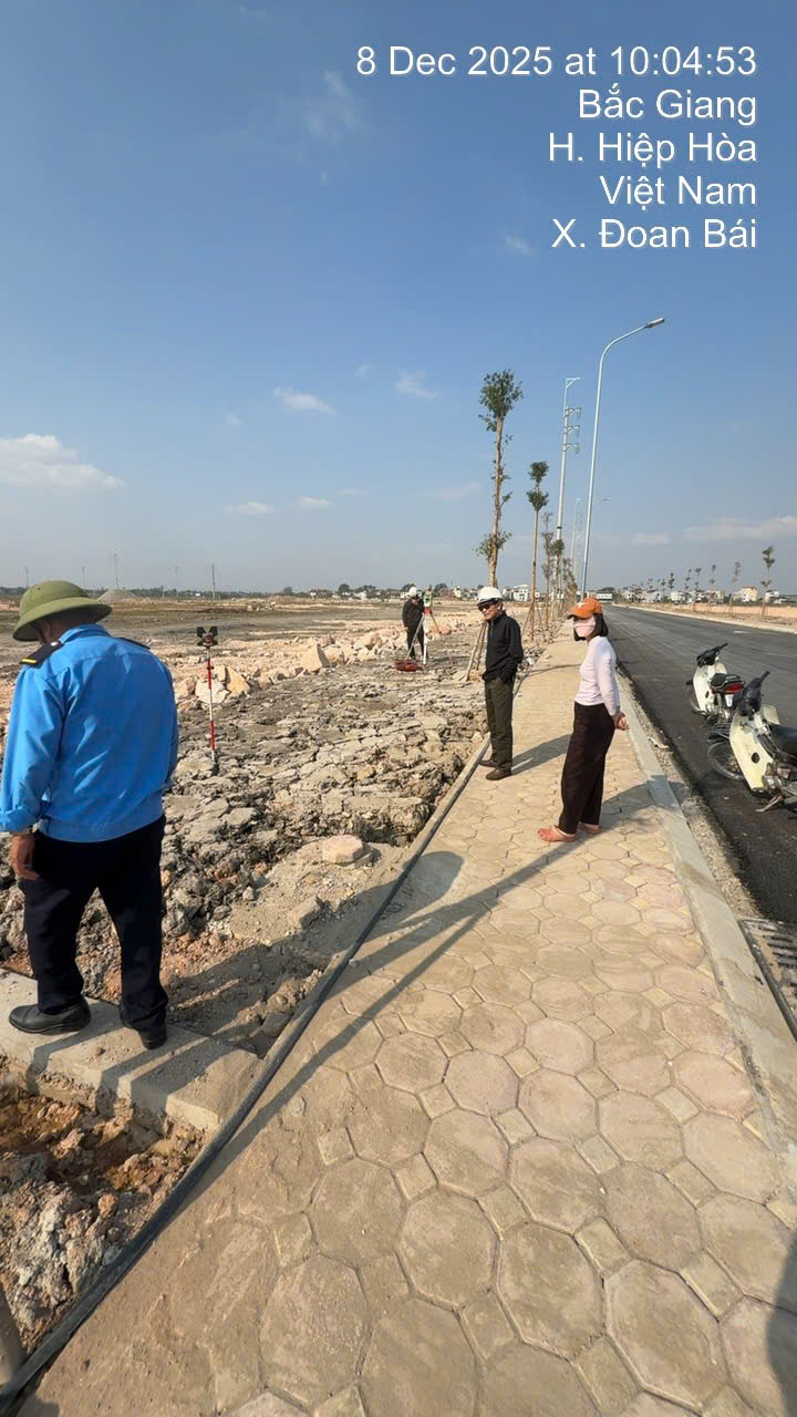 Bàn giao đất thực địa cho Nhà đầu tư trong Cụm công nghiệp Đoan Bái