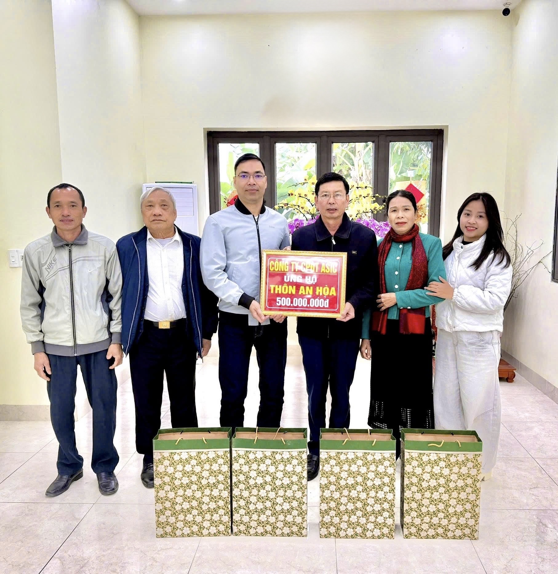 ỦNG HỘ THÔN AN HÒA THUỘC DỰ ÁN CCN ĐOAN BÁI